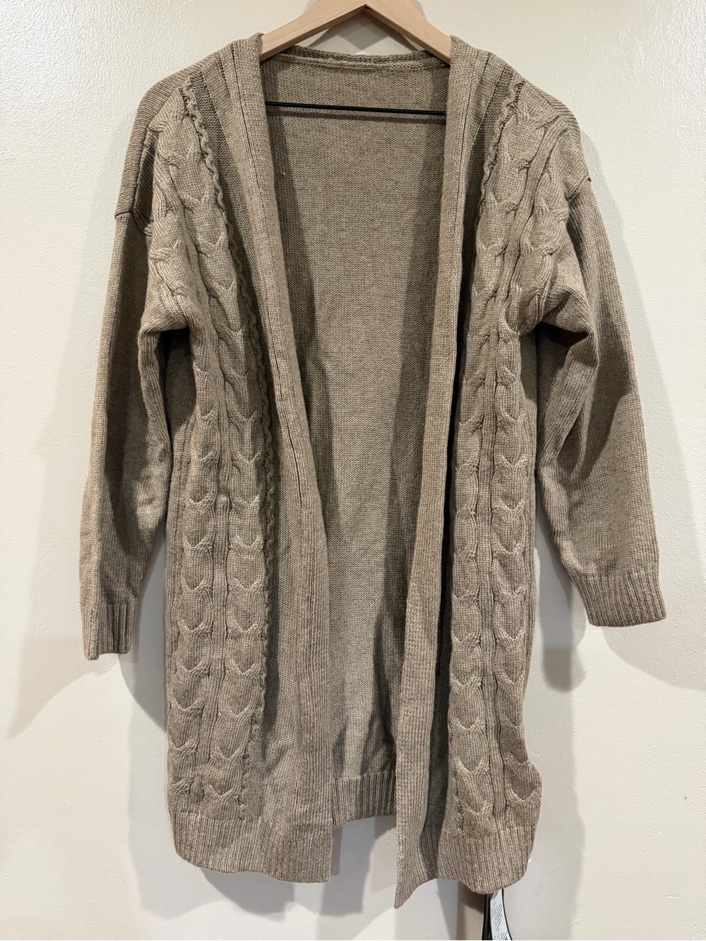 NWT Bamboo Fiber Open-Front Cable Knit Cardigan Sweater - Taupe Small/Medium